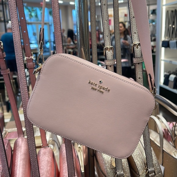 kate spade Handbags - Kate Spade Madison Mini Camera Bag
COLOR:
Conch Pink
NWT